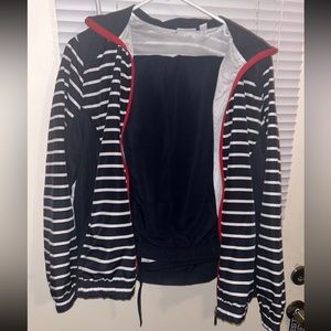 Women’s Kim Rogers windbreaker outfit